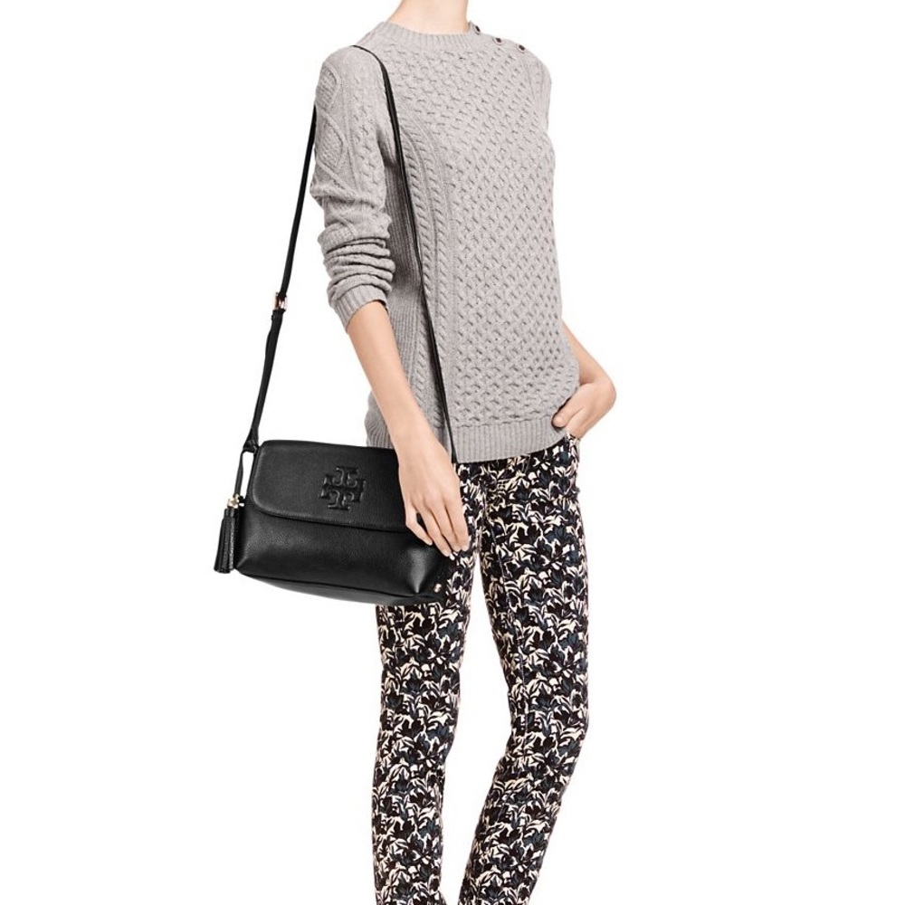 NWT ❤️Tory Burch Thea messenger